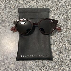 NWOT Quay Sunglasses